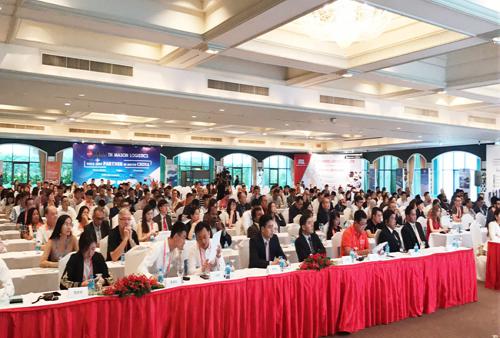 2017年第六屆全球物流企業發展峰會完美落幕